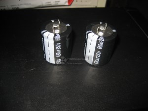 Jamicon 250V 680mf